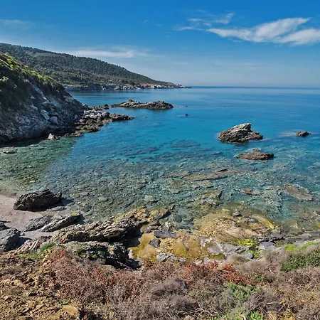 Hébergement de vacances Anagennisis