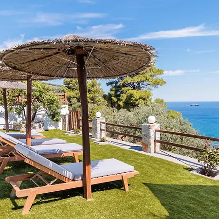 Hébergement de vacances Anagennisis