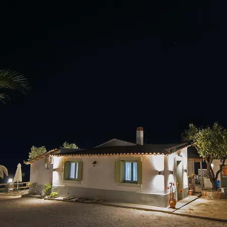 Ferienhaus Anagennisis Glossa