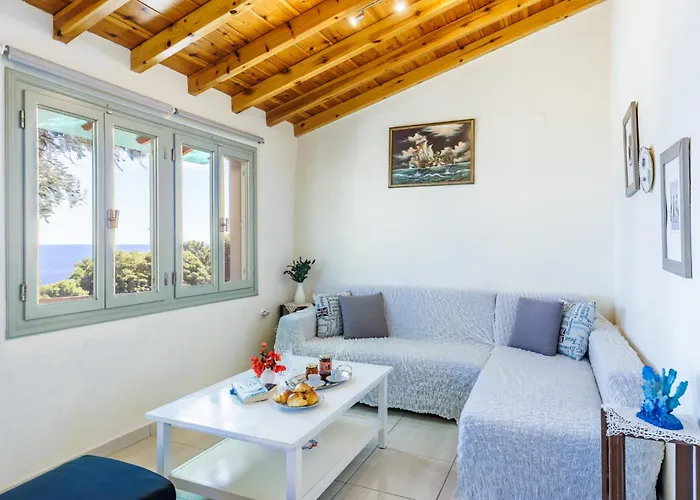 Anagennisis - Sea View & Close To Case de vacanță Glossa