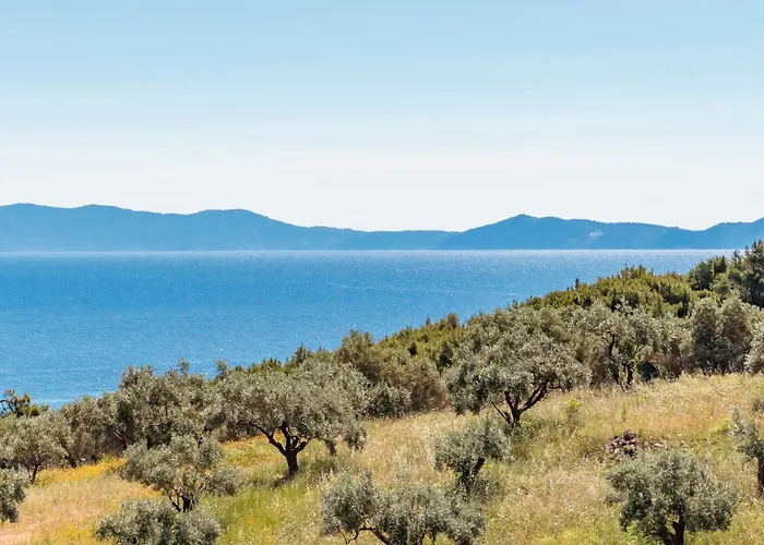 Anagennisis - Sea View & Close To Case de vacanță *