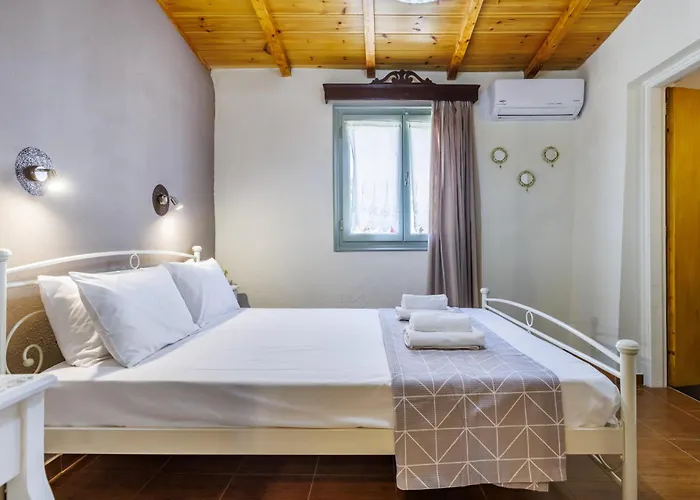 Anagennisis - Sea View & Close To Case de vacanță *