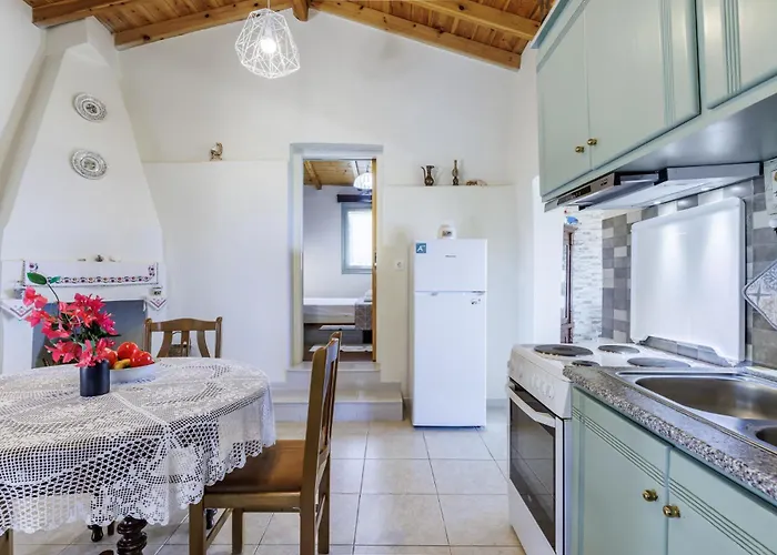 Anagennisis - Sea View & Close To Case de vacanță