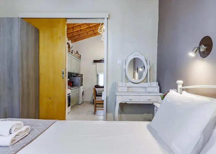 Anagennisis - Sea View & Close To * Glossa